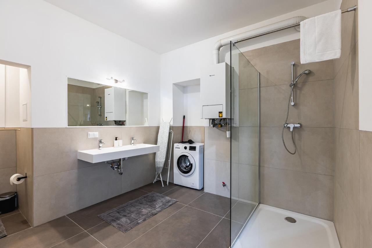 Newley Renovated Apartment Next To Hannovermarkt Vienna Esterno foto